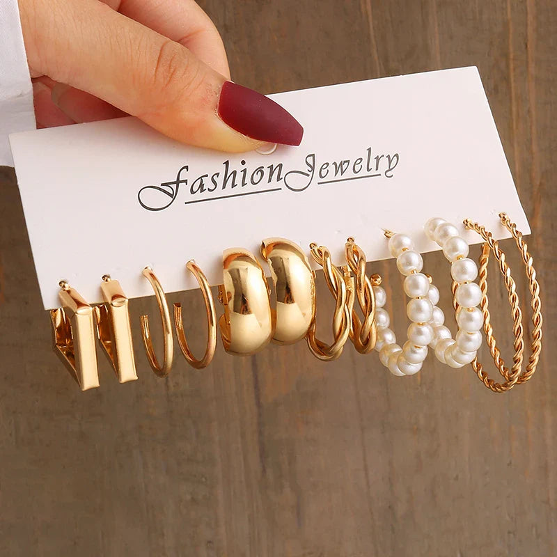 Elegant Pearl Dangle Earrings